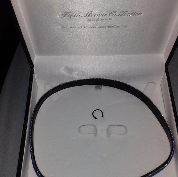 Women's Jewellery - Picture 2 of 2